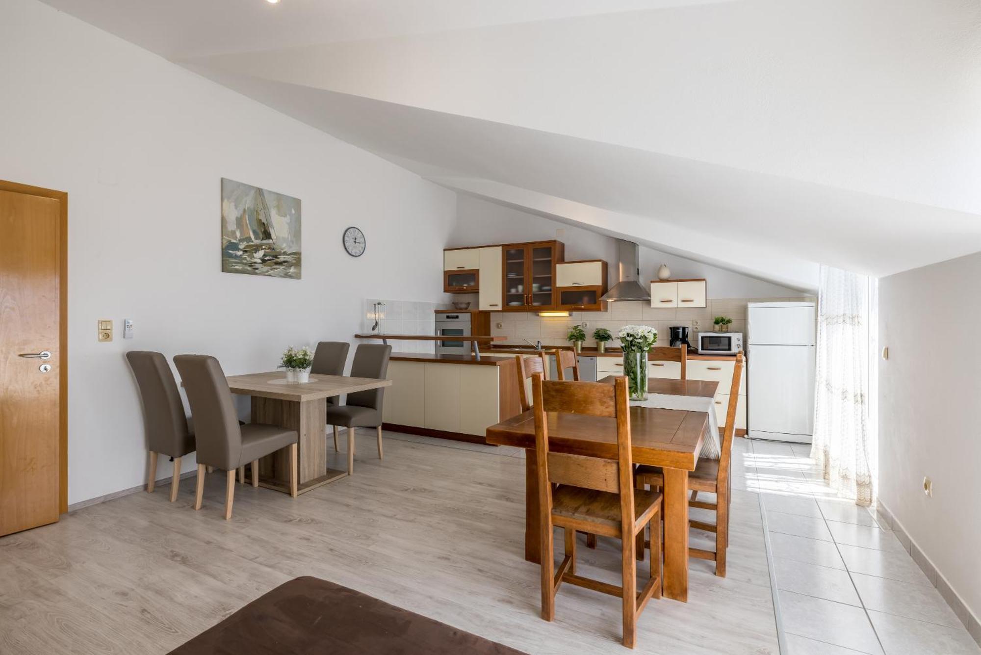 Holiday Home Krishto Trogir Exterior photo