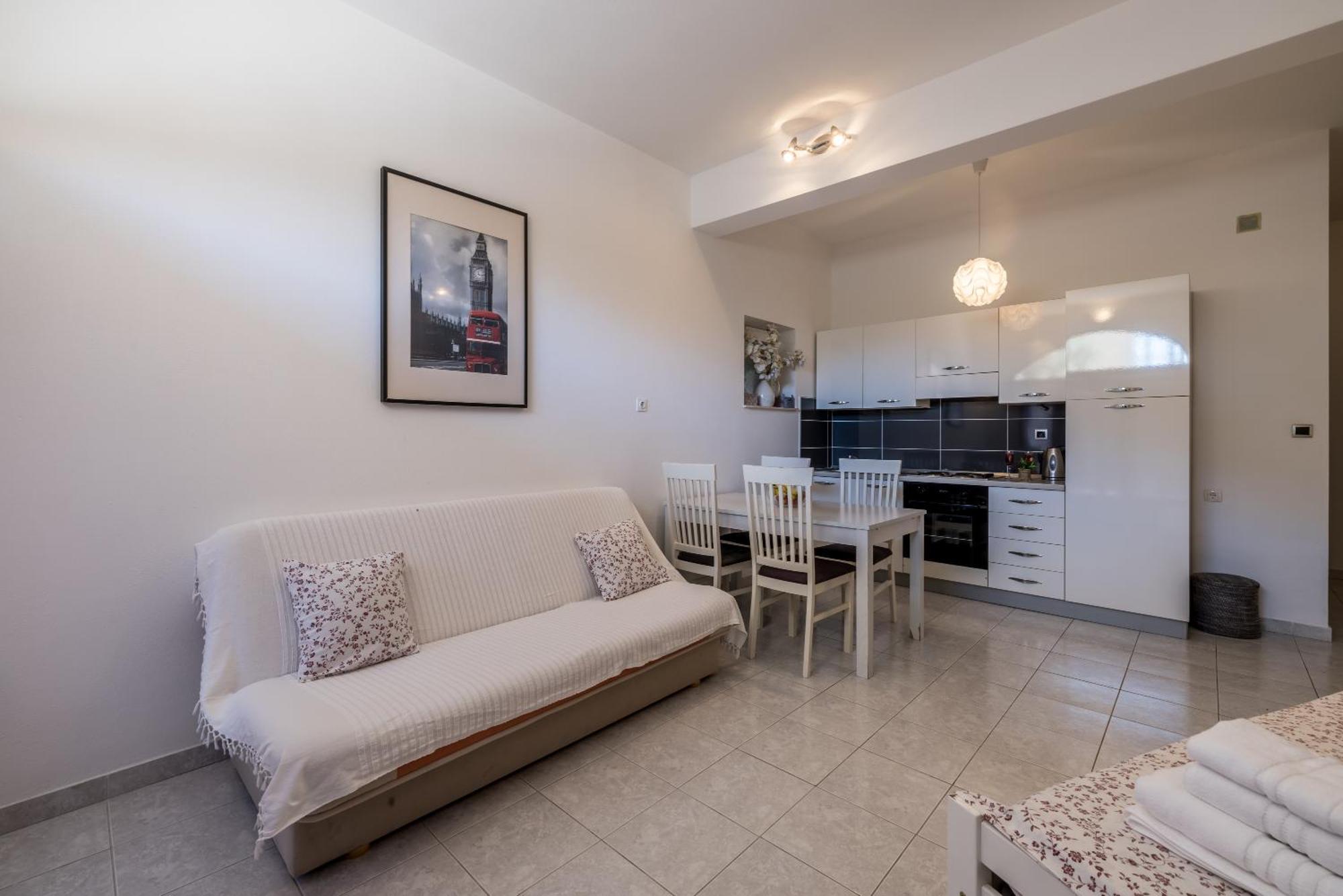Holiday Home Krishto Trogir Exterior photo