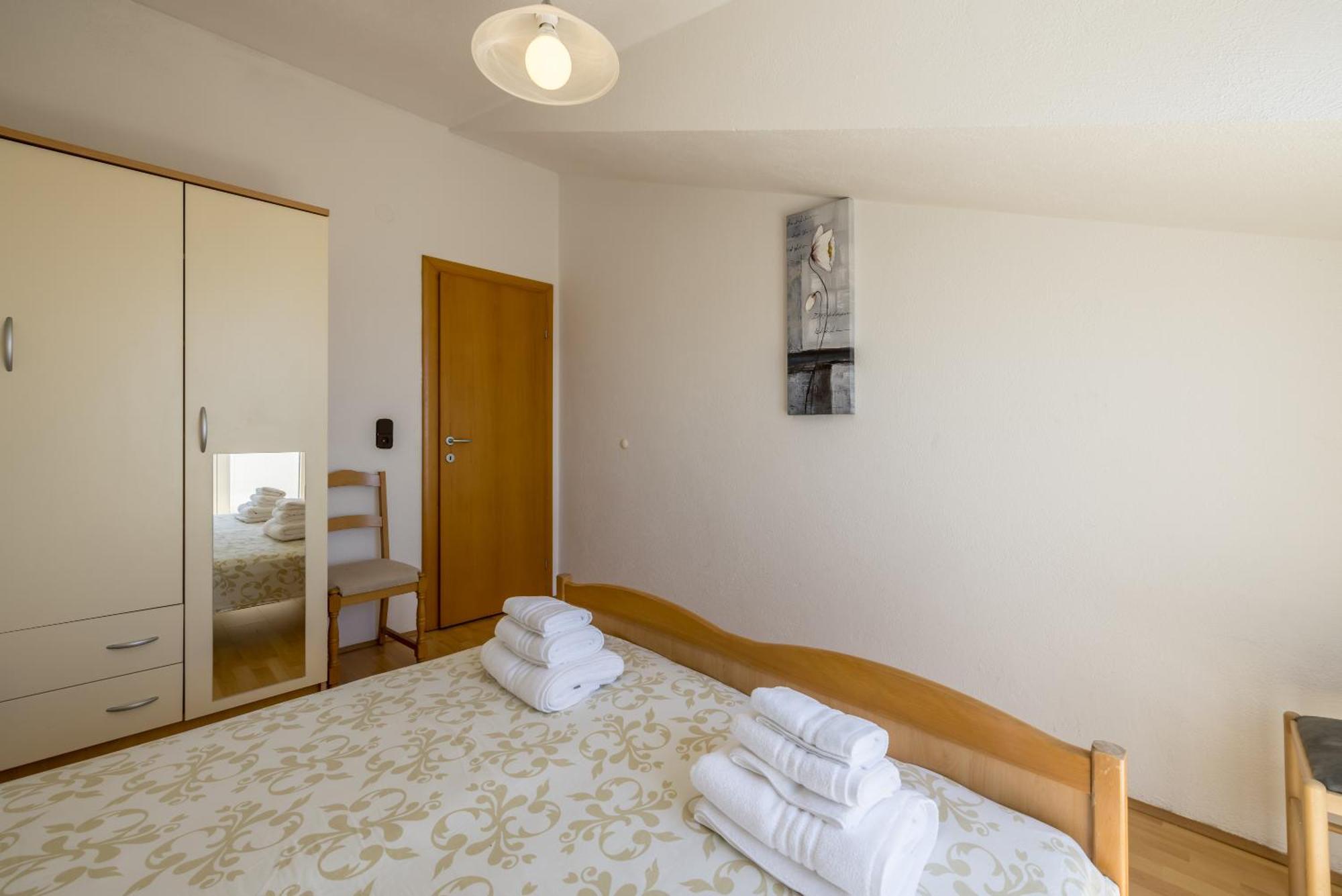 Holiday Home Krishto Trogir Exterior photo