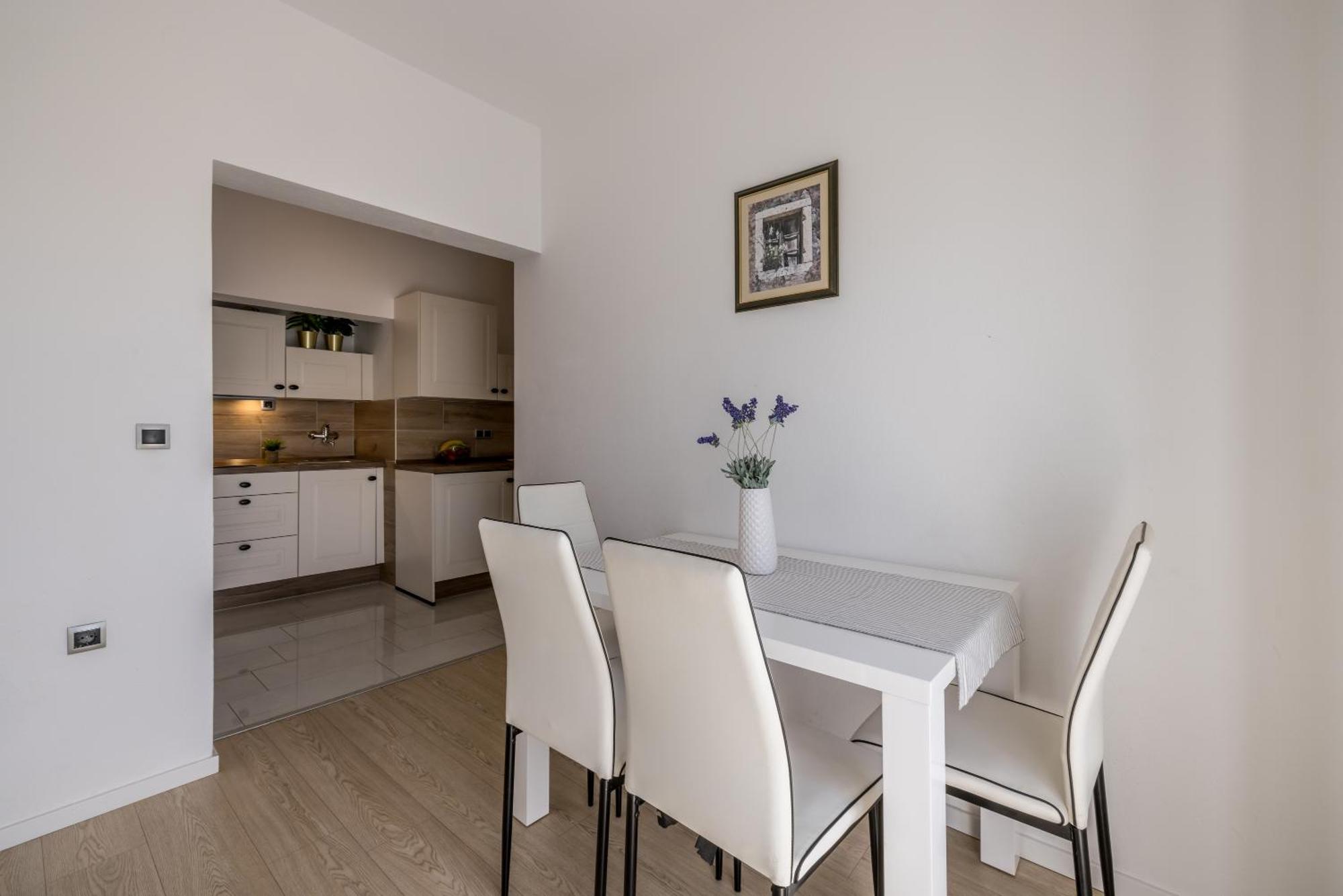 Holiday Home Krishto Trogir Exterior photo