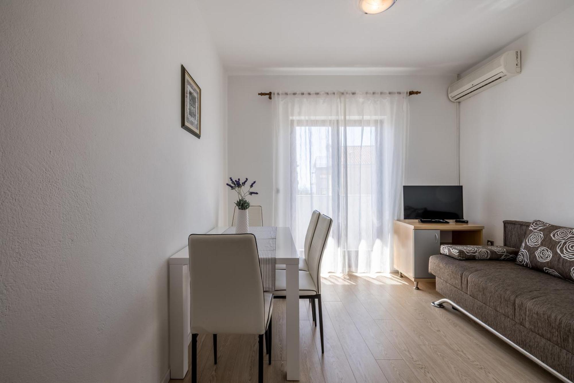 Holiday Home Krishto Trogir Exterior photo